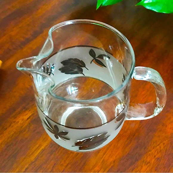 Vintage Libbey Glass Silver Foliage Pitcher 50s 60s MCM - Picture 3 of 5